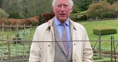 Prins Charles heeft nog naweeën van coronavirus