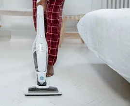 Zo vaak zou je eigenlijk onder het bed moeten stofzuigen