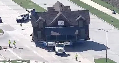 Du wirst nicht glauben, was sie mit diesem Bauernhaus in Texas tatsächlich gemacht haben!