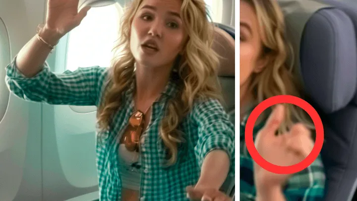 Uma jovem continua fazendo sinais com as mãos em um avião - quando a aeromoça percebe o motivo, ela alerta as autoridades