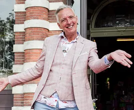 Ruim een miljoen kijkers voor eerste aflevering Chateau Bijstand
