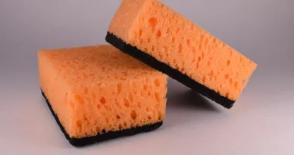Heb jij al een spons in de koelkast? Als je dit leest ga je het meteen doen!
