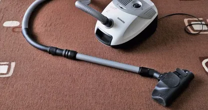 Does your vacuum cleaner smell bad? THIS trick will make it smell super fresh again!