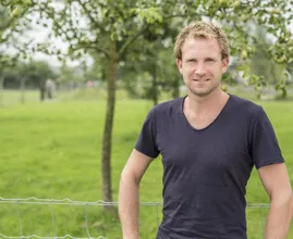 Boer Tom en zijn vriendin Marieke verwachten hun eerste kindje