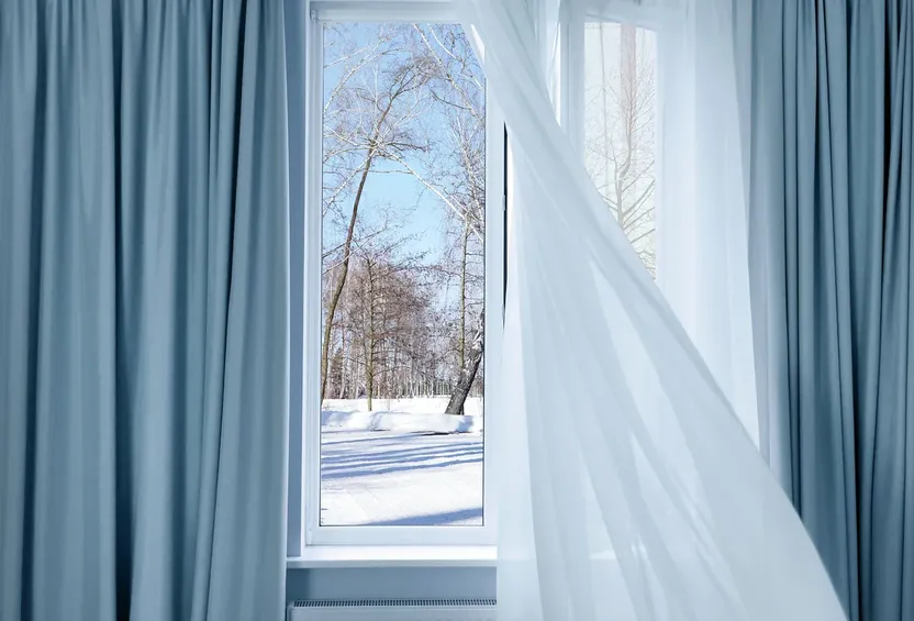 Opening windows wide or leaving them tilted for winter ventilation? — Experts suggest this