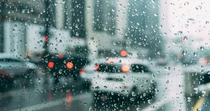 Herfstig weer vandaag: KNMI waarschuwt voor zware windstoten