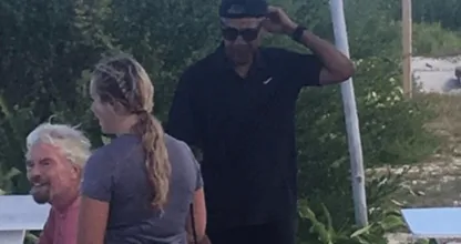 Twitter gaat los op Obama en zijn 'vakantiepet', dit mag je echt niet missen!