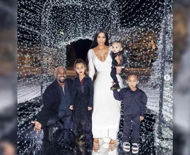 Tienes que ver cómo celebran la Navidad estos 29 famosos: ¡no te lo vas a creer!
