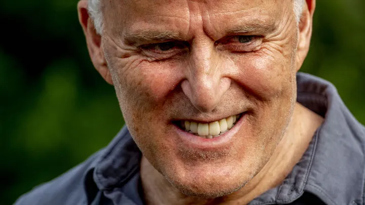 Misdaadjournalist Peter R. de Vries wordt weerman