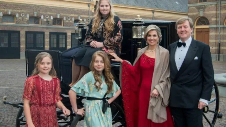 Prachtig! Dit zijn de nieuwe staatsieportretten van Willem-Alexander en Máxima