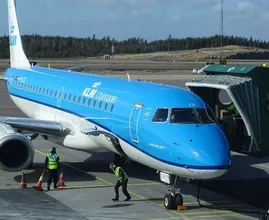 Zoveel verdienen piloten bij KLM