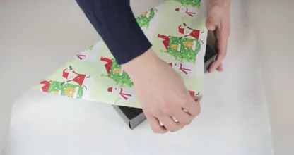 Kersthack: zo pak je een cadeautje in 30 seconden in zónder plakband!