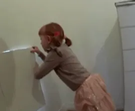 Família fica chocada quando menina de 6 anos encontra quarto secreto em sua casa