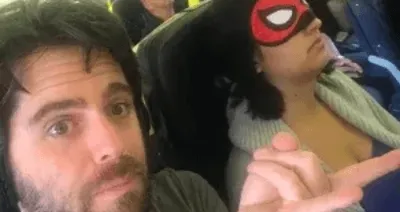 シートベルトを締めて、爆笑祭りを楽しもう！