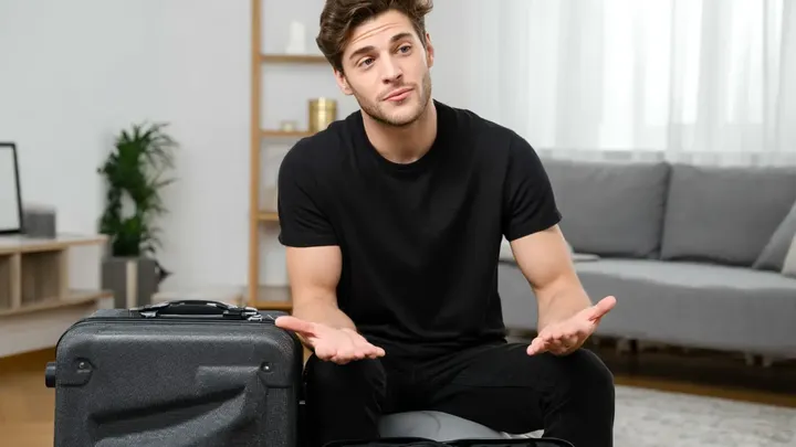 De fotograaf belde me en zei dat ze iets heel storends had opgemerkt in de trouwfoto's