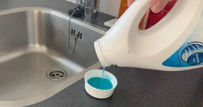6 situaciones en la cocina en las que el detergente puede ser útil