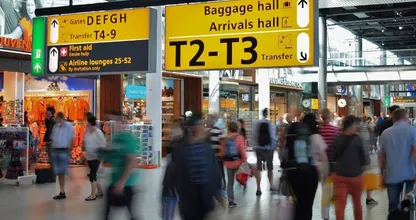 Flug verspätet oder ausgefallen? Diese Rechte stehen dir zu