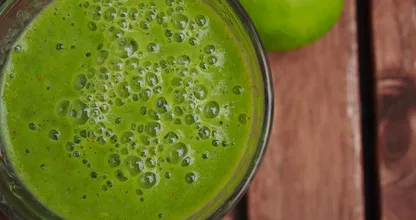 Dit zijn 7 redenen om iedere dag een glas komkommersap te drinken