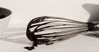 Handig: zo verwijder je eenvoudig chocoladevlekken uit je kleding