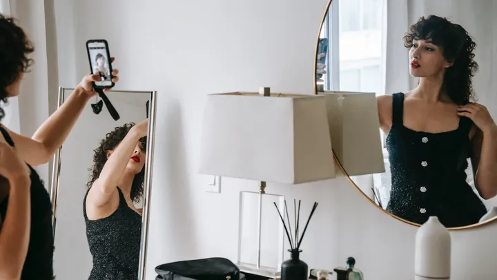Echtgenoot ontvangt foto van zijn vrouw - maar wil meteen scheiden