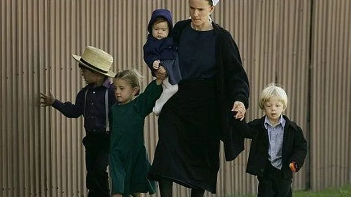 20 Things you didn’t know about Amish women