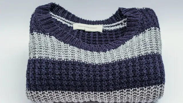 Mit diesem Trick werden kratzige Wollpullover samtweich!