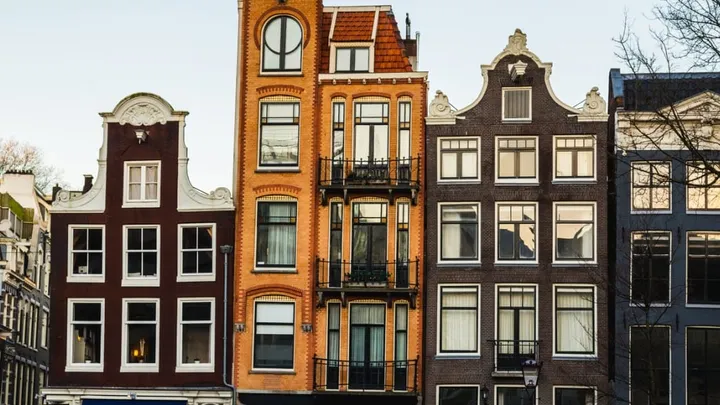 Amazing! This is what a $11 million canal house looks like on the inside!