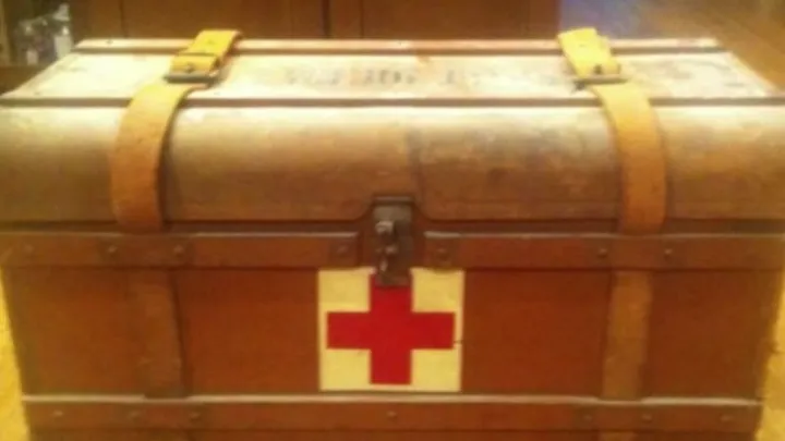 Grandson finds mysterious chest in the attic with peculiar contents