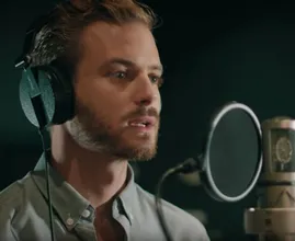 Jim Bakkum deelt droevig bericht op Instagram