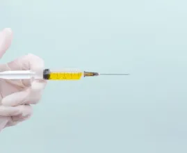 Mensen die in 1990 geboren zijn kunnen nú coronaprik inplannen