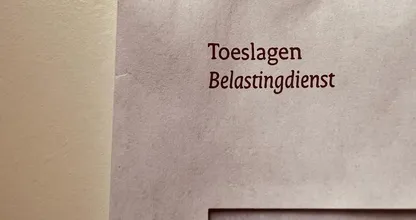 Fiscus weer in de fout: duizenden zonder reden toeslag kwijtgeraakt