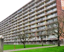 Wie een sociale huurwoning wil moet nog langer wachten én is duurder uit