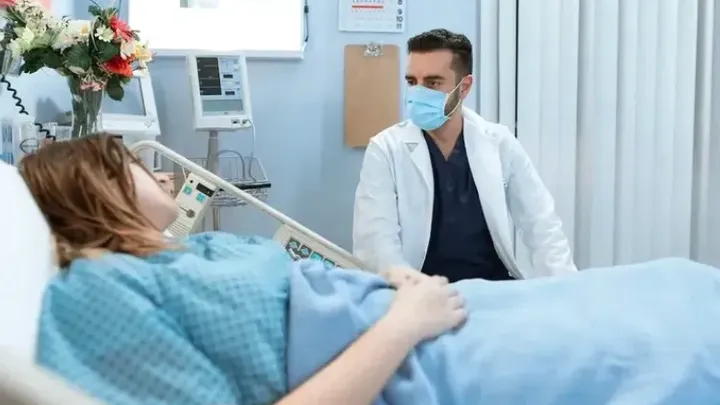 3 semanas após dar à luz gêmeos, a mãe se sentiu mal - médico após ultrassom: "Sinto muito"