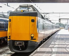 Vrijwel heel het treinverkeer in Nederland platgelegd