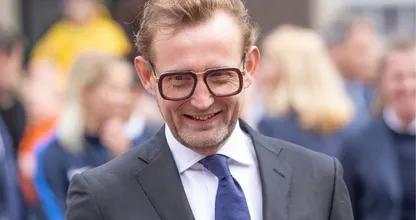 Nederlandse artiesten woedend op prins Bernhard vanwege gratis optredens