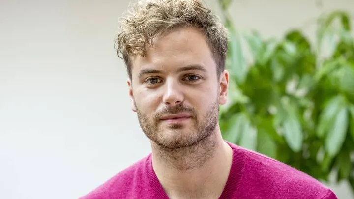 Jim Bakkum en Bettina Holwerda vieren verjaardag dochter Molly