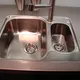 Esta solución de limpieza casera simple hace que el acero inoxidable brille como nunca antes