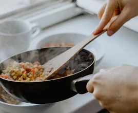 How to get rid of the food smell in your house?