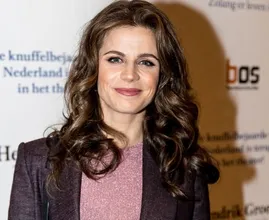 Elise Schaap zet schoonmoeder in het zonnetje