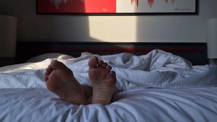 Om déze reden zou je altijd in een pikdonkere slaapkamer moeten slapen