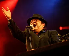 Familie Hazes staat stil bij verjaardag André Hazes