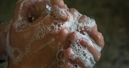 Ecco come lavarsi le mani correttamente secondo l'Organizzazione Mondiale della Sanità