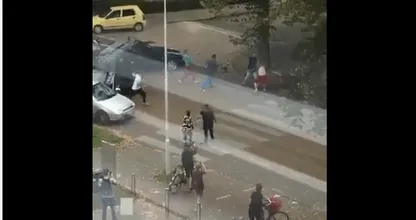 NET BINNEN: ruzie leidt tot massale vechtpartij in Wageningen, meerderen gearresteerd! Bizarre videobeelden!
