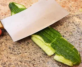 Esta es la razón por la que debes aplastar el pepino antes de comértelo