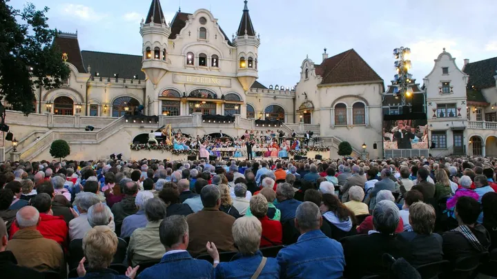 Topdrukte in de Efteling door nieuwe attractie: 'Dit is meer dan we hadden kunnen hopen en verwachten'