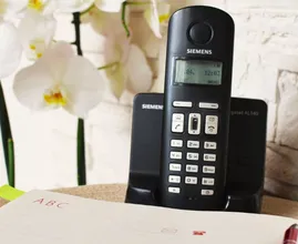 Wat? Dit land stopt binnenkort met de ouderwetse vaste telefoon