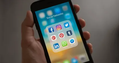 Let op: krijg je een berichtje met dit vreemde teken? Je iPhone kan dan crashen!