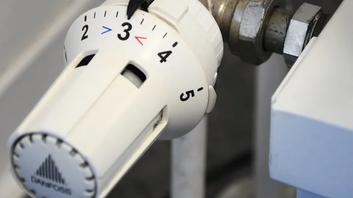 7 ways to keep your house warm while also saving money on your energy bill