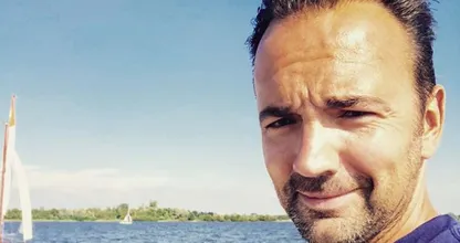 Wow: Gerard Ekdom heeft een dubbelganger en de gelijkenis is bizar