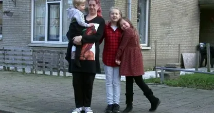 Kijkers in tranen door arm gezin uit 'Steenrijk, Straatarm'